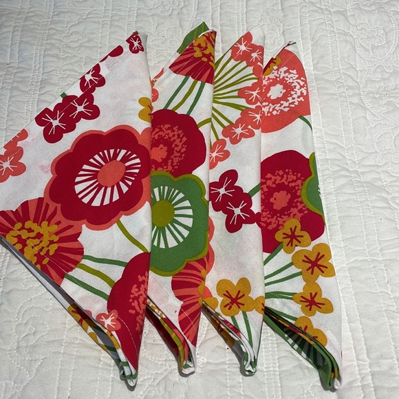 Four colourful one hundred per cent heavy cotton napkins - Picture 2 of 7